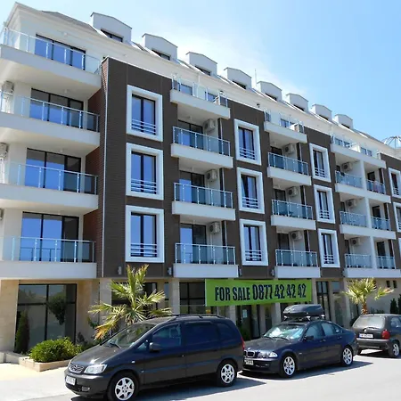 Panorama Sea Lux פרימורסקו