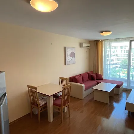 Panorama Sea Lux 호텔 프리모르스코